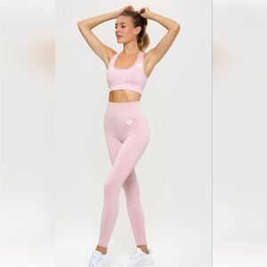 NEW Women’s Best Leggings size small MINT